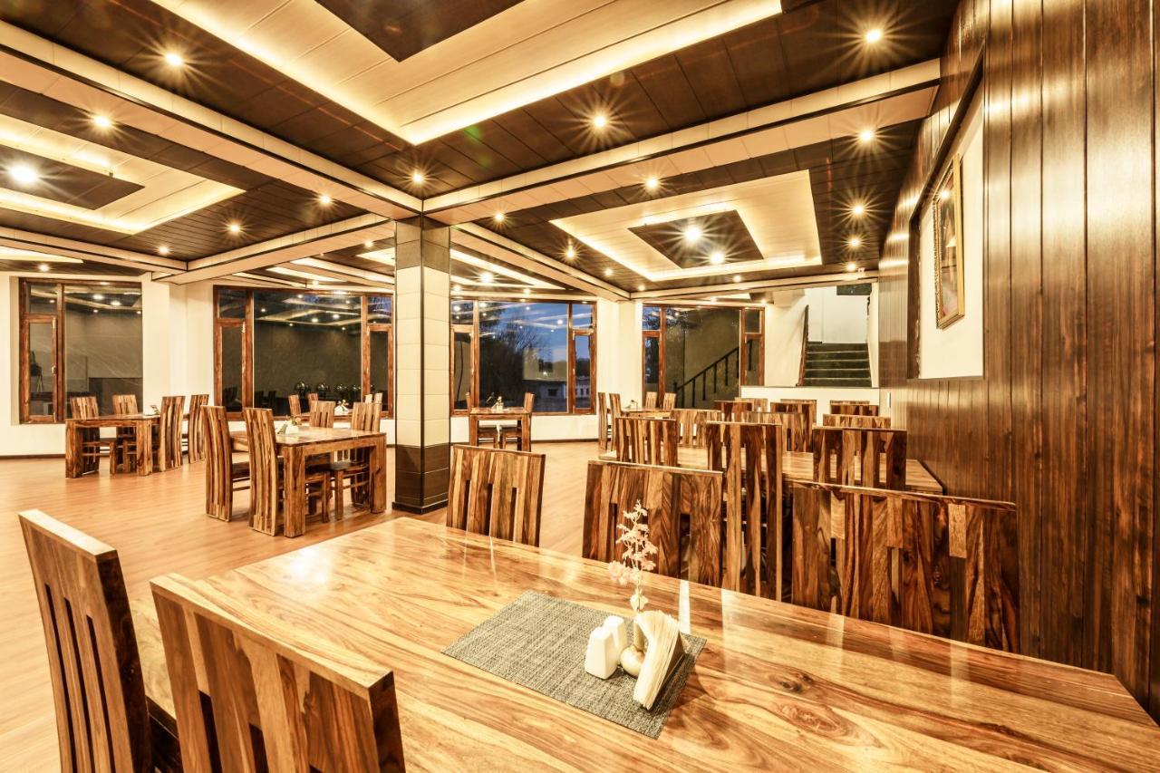 Hotel Asia เลห์ ภายนอก รูปภาพ
